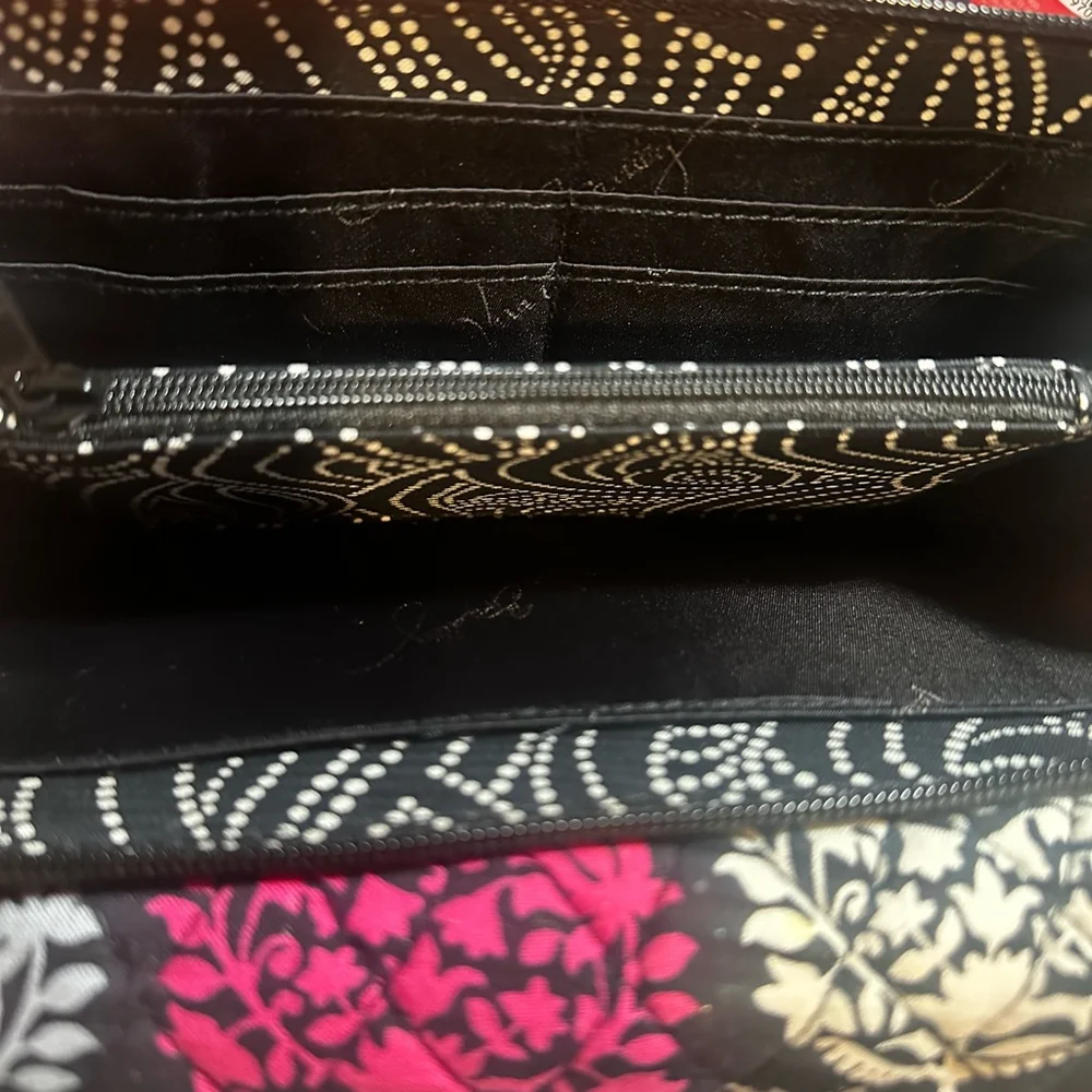 VERA BRADLEY Ultimate Wristlet in Northern Lights Print - Picture 5 of 6